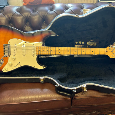 1993 Fender American Stnd Stratocaster - Fender Red Label Case