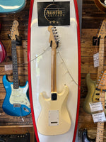 Fender Standard Stratocaster