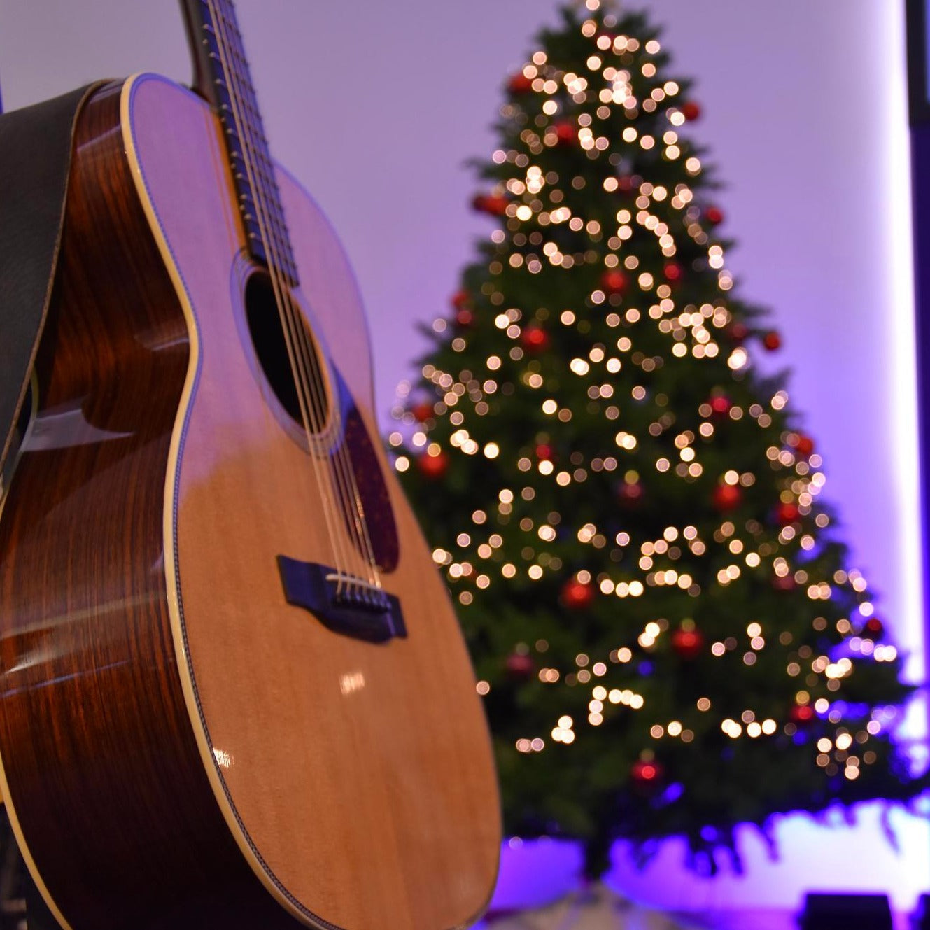 Last-Minute Christmas Pressies for Guitarists (No Panic Required)