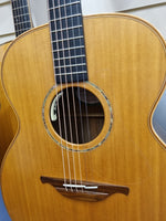 Lowden 032