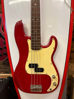 Squier P Bass