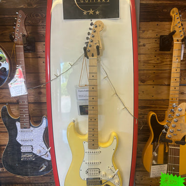 Fender Player Stratocaster HSS  Buttercream