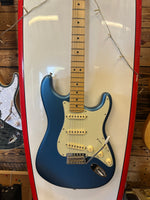 American Performer Stratocaster®, Maple Fingerboard, Satin Lake Placid Blue