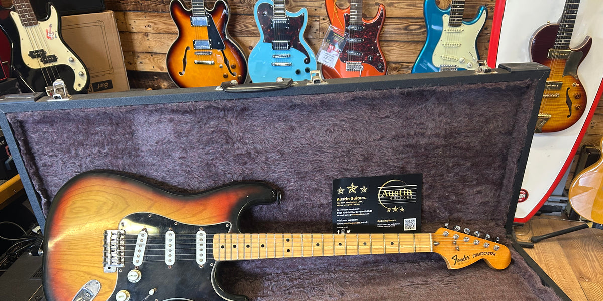 1976 Vintage Fender Stratocaster Inc Hard Case – Austin Guitars