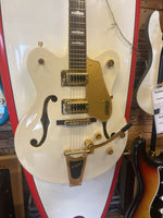 Gretsch G5422T - Inc Hard Case