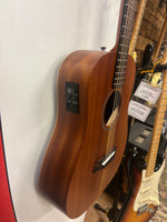 Taylor 'Baby Taylor' (BT2E) Electro Acoustic Guitar
