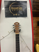 Taylor 'Baby Taylor' (BT2E) Electro Acoustic Guitar