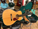 Guild USA M-40 Troubadour Acoustic Parlour Guitar - Inc Guild Hard Case